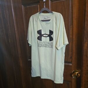 Under Armour Men's Light Green Short Sleeve Tee